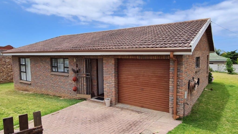 2 Bedroom Property for Sale in Dana Bay Western Cape